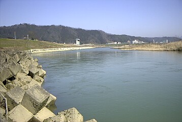 �\���Ȑ��[�ƃX�g���N�`���[�B�@�U�ߍb�オ����܂��I